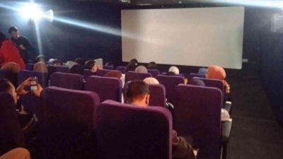 LİSE ÖĞRENCİLERİ, “AYBÜKE: ÖĞRETMEN OLDUM BEN” İSİMLİ FİLMİ İZLEDİ