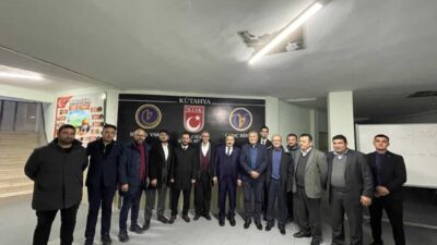 VEYSEL EROĞLU, BİRLİK VAKFINDA GENÇLERLE BİR ARAYA GELDİ