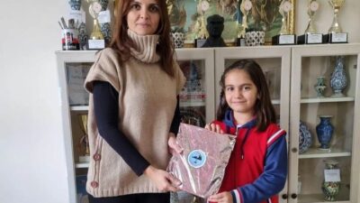 ALTINTAŞ ZAFER İLKOKULU ÖĞRENCİSİ “EN İYİ CÜMLE VE AFİŞ YARIŞMASI"