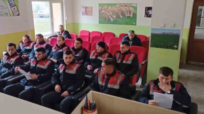 ALTINTAŞ’TA VETERİNER HEKİMLER KOLLUK KUVVETLERİNE EĞİTİM VERDİ