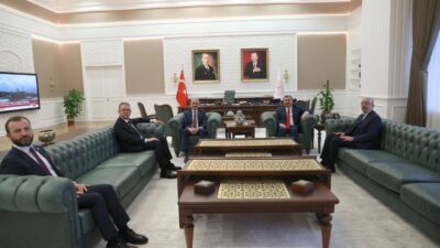 KÜTAHYA HEYETİ SAĞLIK BAKANI FAHRETTİN KOCA İLE ŞEHİR HASTANESİNİN TAMAMLANMASI