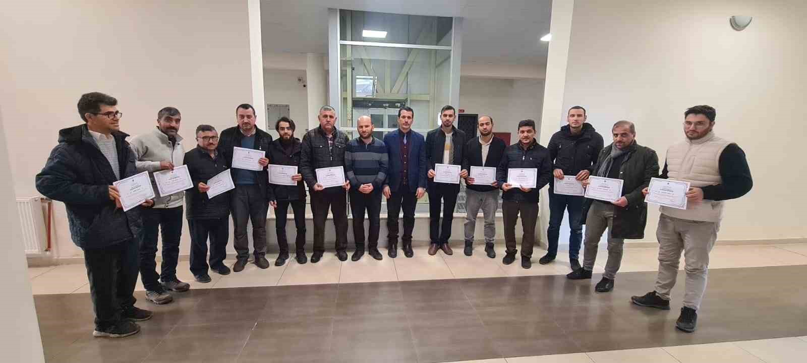 Dumlupınar’da cami görevlilerine etkili hutbe sunumu semineri