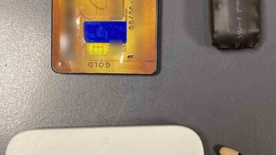 KÜTAHYA'NIN TAVŞANLI İLÇESİNDE EHLİYET SINAVINDA KOPYA ÇEKMEYE ÇALIŞAN KİŞİ YAKALANDI.