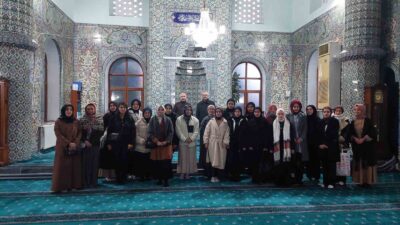 GEDİZ’DE AİLECE CAMİDEYİZ, MİLLETÇE DUADAYIZ SABAH NAMAZI BULUŞMASI