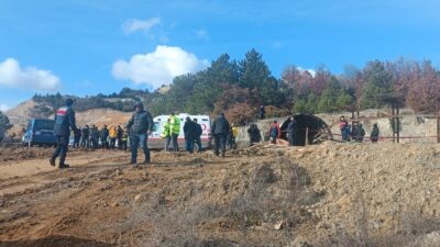 KÜTAHYA TAVŞANLI'DAKİ MADEN OCAĞINDA GÖÇÜK, 1 İŞÇİ TOPRAK ALTINDA KALDI