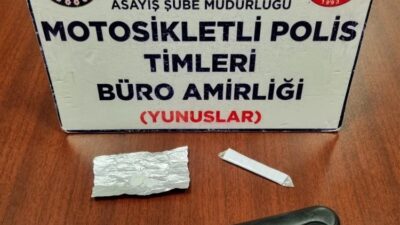KÜTAHYA’DA YUNUS TİMLERİ BİR KİŞİNİN ÜZERİNDE UYUŞTURUCU MADDE ELE GEÇİRDİ
