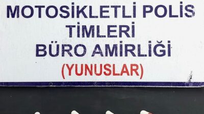 KÜTAHYA’DA YUNUS TİMLERİNCE DURDURULAN ARAÇTA UYUŞTURUCU ELE GEÇİRİLDİ