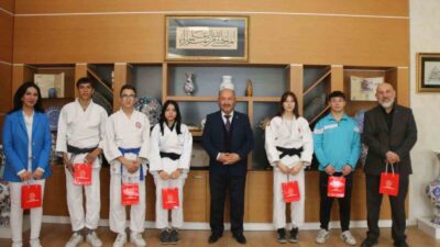 MÜDÜR BAŞYİĞİT, PARALİMPİK JUDO BRANŞINDA TÜRKİYE DERECESİ ELDE EDEN ÖĞRENCİLERİ