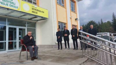 VEFAT EDEN ÖĞRETMEN İÇİN OKULDA LOKMA HAYRI VE DUA PROGRAMI