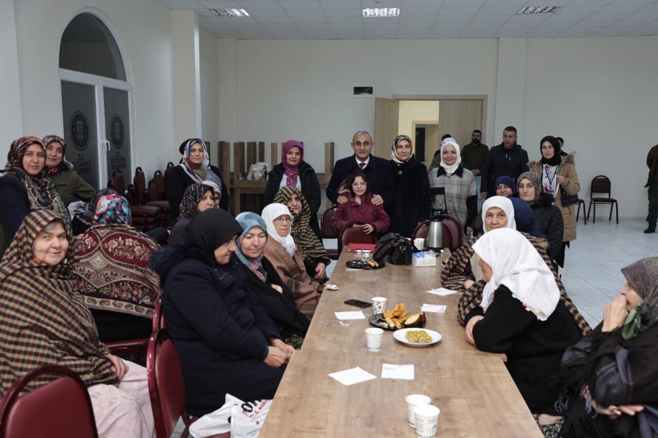 Belediye Başkanı Işık, mahalle sakinleriyle bir araya geldi