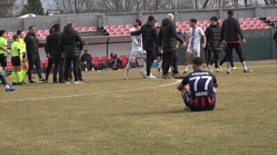 BÖLGESEL AMATÖR LİG MAÇ SONRASI ÇIKAN OLAYLAR ÜZDÜ