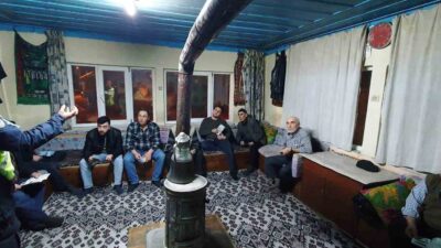 ÇAVDARHİSAR’DA JANDARMADAN VATANDAŞLARA TRAFİK EĞİTİMİ