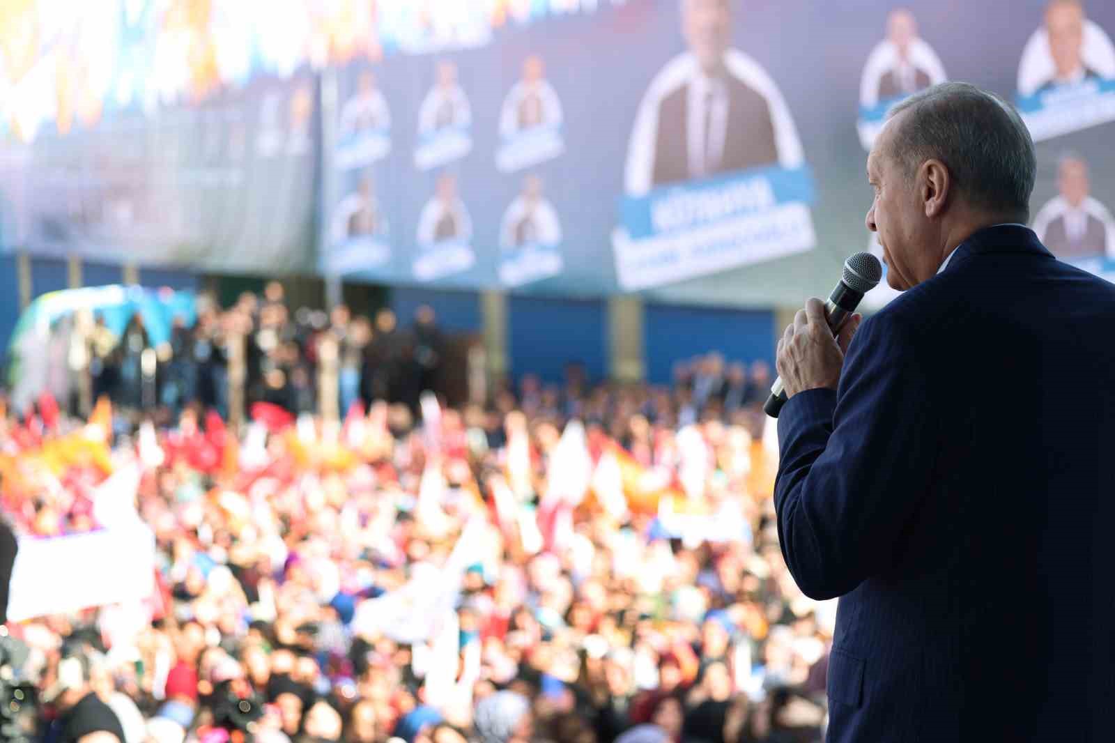 Cumhurbaşkanı Erdoğan: “Emekli maaşlarını arzu ettiğimiz düzeye yükseltmek için devlet ve millet olarak daha çok çalışacağız”