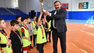EMET BELEDİYESİNDEN FUTSAL TURNUVASI