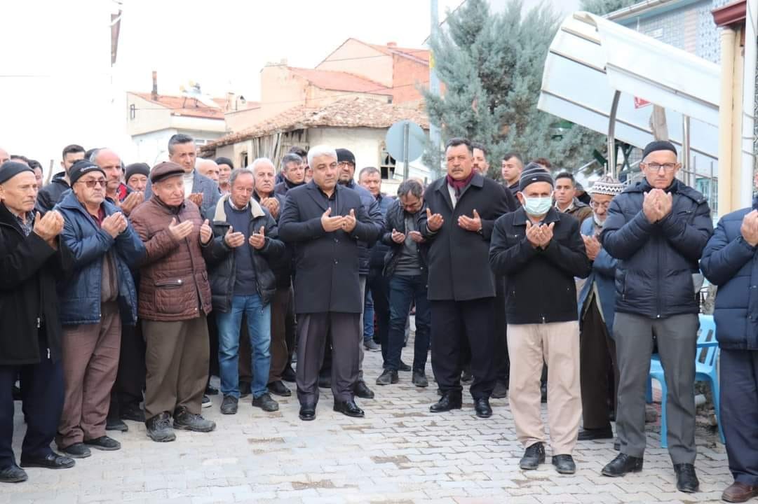 Hisarcık’ta 48 kişilik umre kafilesi dualarla uğurlandı