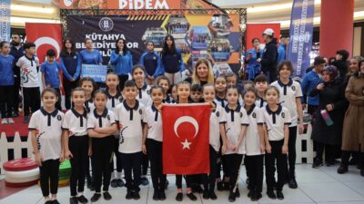 KÜTAHYA BELEDİYESPOR KULÜBÜ SPORCULARI HÜNERLERİNİ SERGİLEDİ