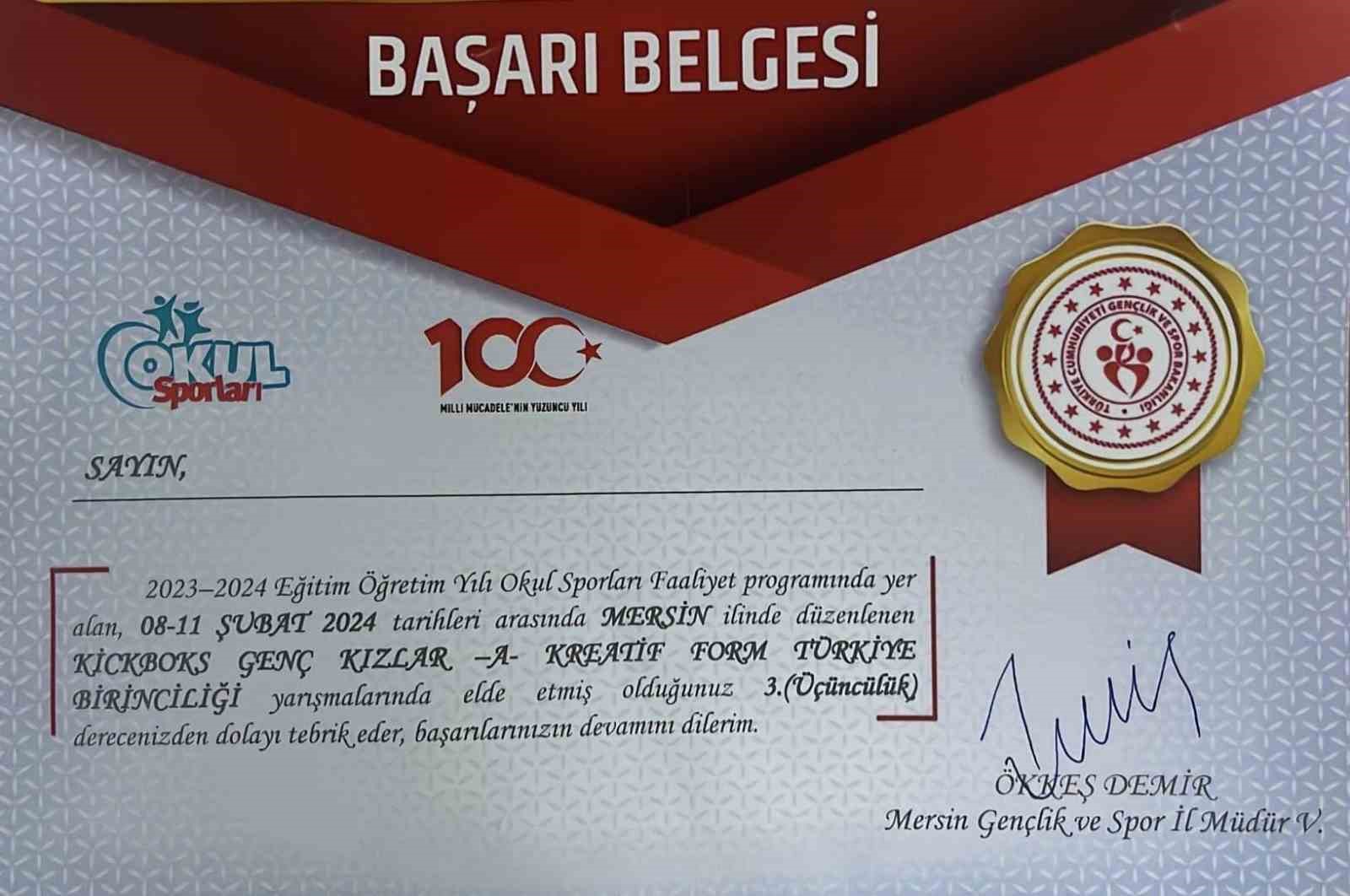 Kütahya Nafi Güral Fen Lisesinden kick boks müsabakalarında Türkiye derecesi