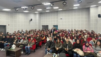 KÜTAHYA'DA 'İŞ ARAMA BECERİLERİ' KONFERANSI