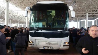 KÜTAHYA'DA RAMAZAN AYINDA UMRE İBADETİNİ YERİNE GETİRECEK OLAN 35 KİŞİLİK