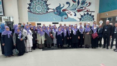 SİMAV’DA 64 UMRECİ DUALARLA KUTSAL TOPRAKLARA UĞURLANDI