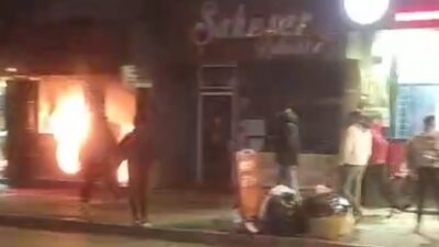 TAVŞANLI'DA BİR İŞ YERİNDE MEYDANA GELEN YANGIN PANİĞE NEDEN OLDU