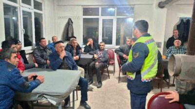 ASLANAPA’DA GÜVENLİ TRAKTÖR KULLANIMI EĞİTİMİ