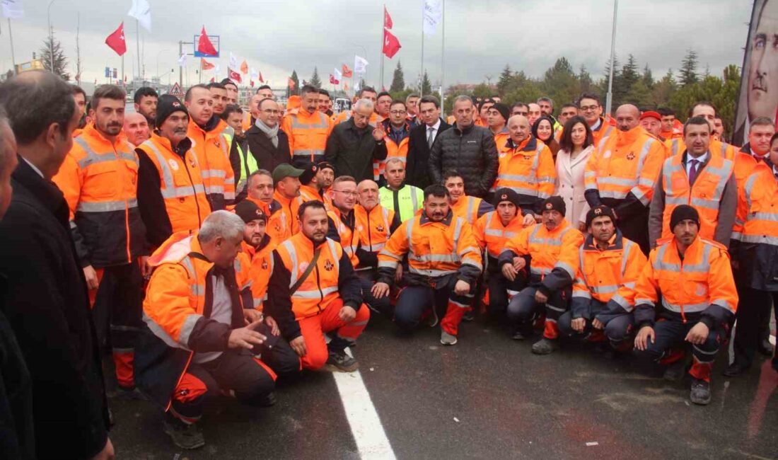 BAKAN URALOĞLU: "KÜTAHYA'YA HİZMETLERİMİZ