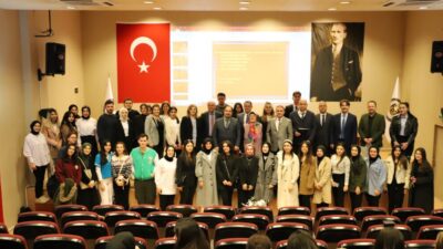 DPÜ’DE “EDEBİYATIMIZIN ZARİF KALEMLERİ KADIN ŞAİRLER” BAŞLIKLI PANEL