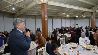 GEDİZ BELEDİYE PERSONELİ İFTAR YEMEĞİNDE BİR ARAYA GELDİ