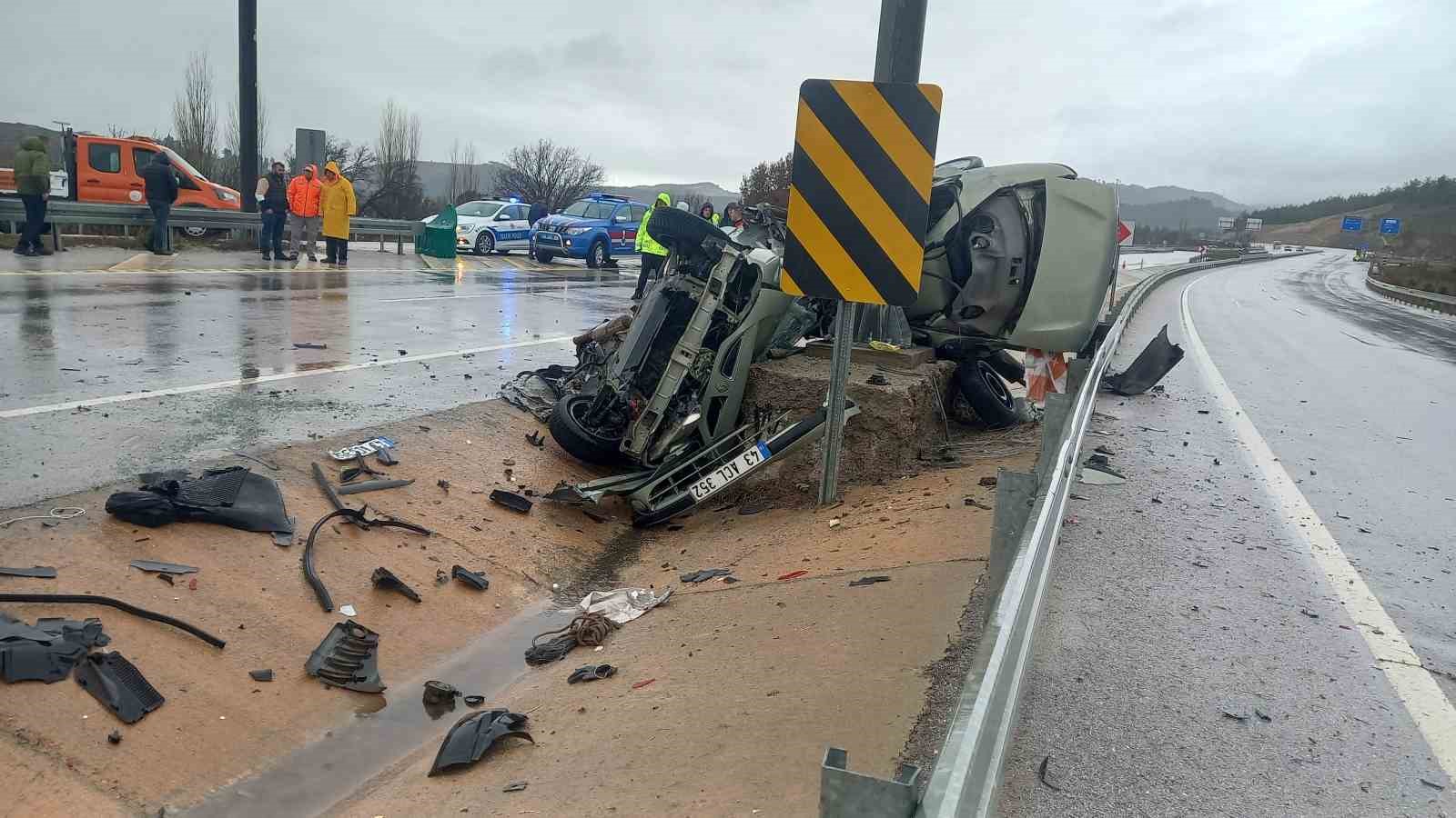 Gediz’de yağış kaza getirdi: 1 ölü