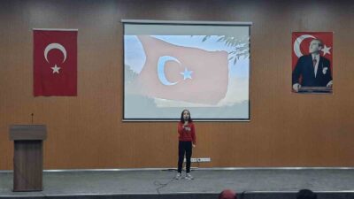 HİSARCIK’TA İSTİKLAL MARŞI’NI EZBERE VE GÜZEL OKUMA YARIŞMASI