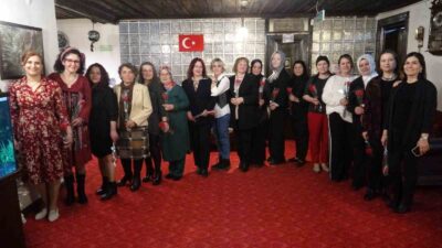 KADIN MUHTAR ADAYLARINDAN DAYANIŞMA YEMEĞİ