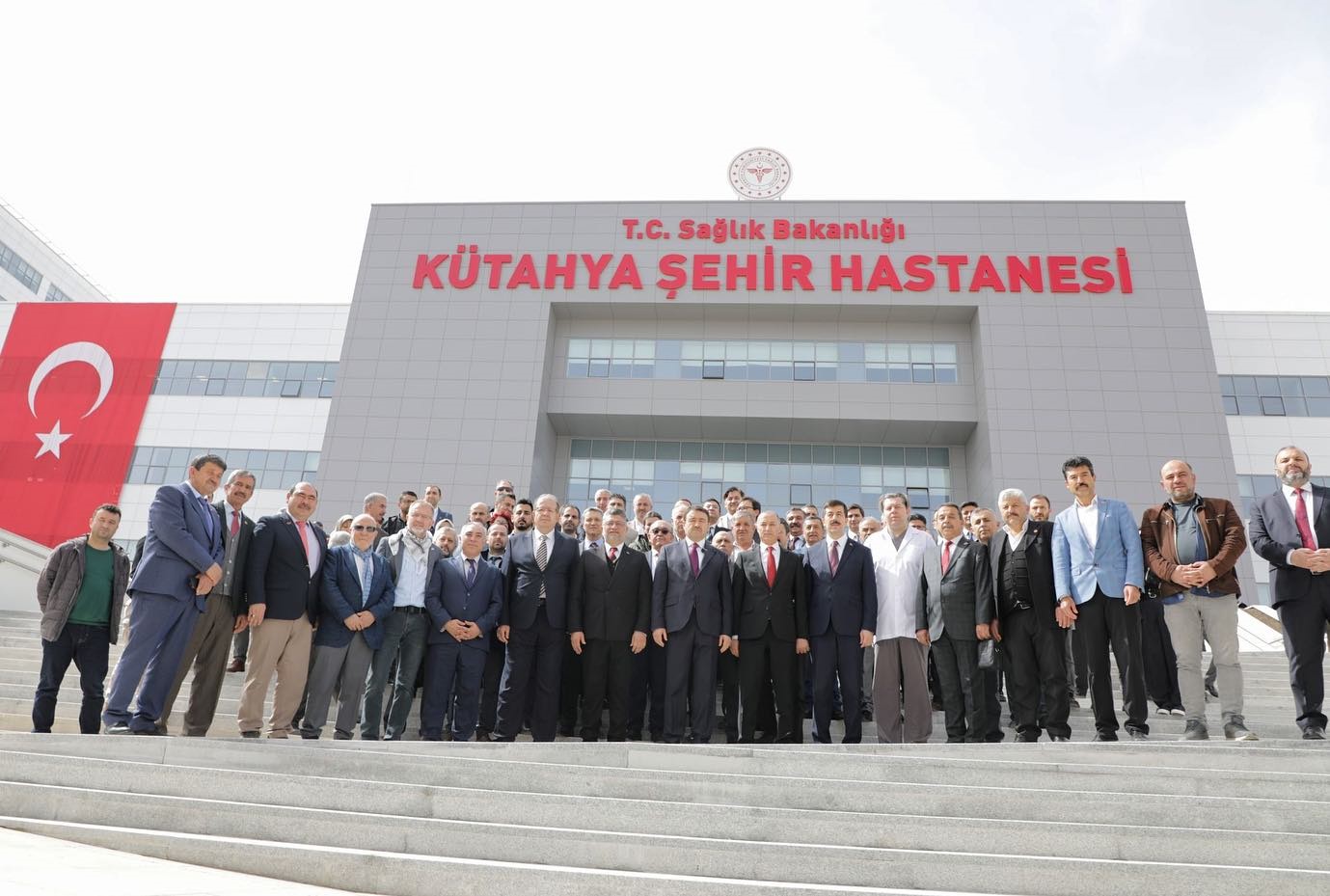 Kütahya Şehir Hastanesi hasta kabulüne başladı