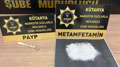 KÜTAHYA’DA DURDURULAN OTOBÜSTEKİ YOLCU UYUŞTURUCUYLA YAKALANDI