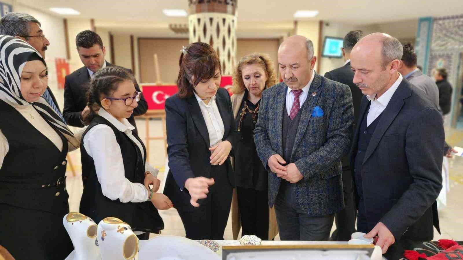 Kütahya’da el sanatları sergisi