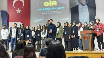 DPÜ'DE GELECEĞE İLK ADIM BAŞLIKLI BİR ZİRVE DÜZENLENDİ