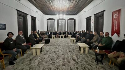 KÜTAHYA'DA STK'LARDAN KAMİL SARAÇOĞLU'NA TAM DESTEK