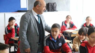 MÜDÜR BAŞYİĞİT: “SINAVA ÇOK ÇALIŞARAK LİSEYE YERLEŞME İDEALLERİNİZİ GERÇEKLEŞTİRİN”