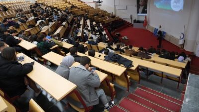 KÜTAHYA DUMLUPINAR ÜNİVERSİTESİ (DPÜ) IEEE TOPLULUĞU TARAFINDAN DÜZENLENEN BİLİŞİM SEMİNERİ