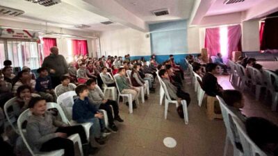 SİMAV’DA İLK VE ORTAOKUL ÖĞRENCİLERİNE BAĞIMLILIKLA MÜCADELE ANLATILDI