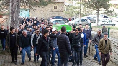 MEHMET DERİN DUALARLA SON YOLCULUĞA UĞURLANDI