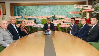 GEDİZ’DE BAŞKAN AKEL’E HAYIRLI OLSUN ZİYARETLERİ YOĞUN BİR ŞEKİLDE DEVAM