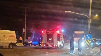 HAREKET HALİNDEKİ OTOMOBİL ALEV ALARAK YANDI