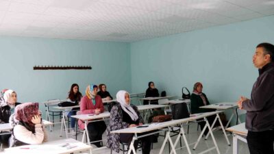 KÜTAHYA OSB'DE KADIN KAYNAKÇILAR YETİŞİYOR