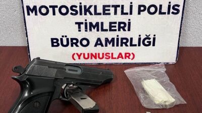 KÜTAHYA’DA BİR KİŞİNİN ÜZERİNDE KURUSIKI TABANCA, FİŞEK VE UYUŞTURUCU ELE