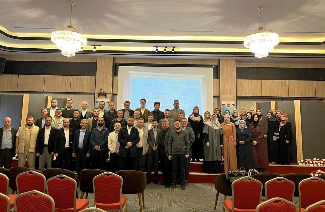 Simav’da Gençlik Hizmetleri Eğitim Semineri