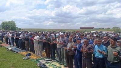 ASLANAPA PINARBAŞI MAHALLESİNDE YAĞMUR DUASI