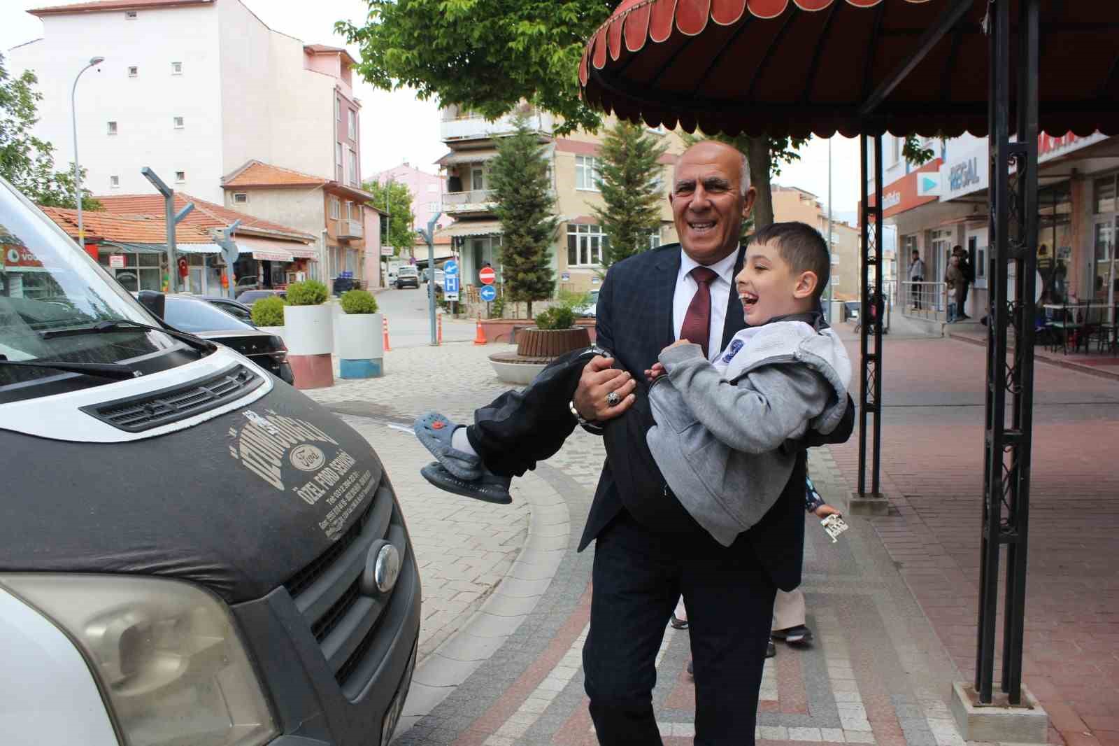 Belediye Başkanı Demirtaş, özel öğrencileri kabul etti