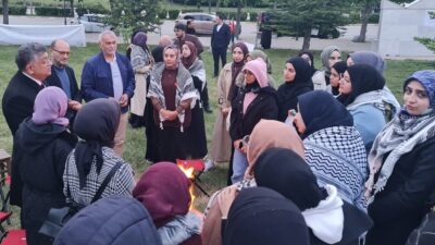 BİRLİK VAKFI KÜTAHYA ŞUBESİ ÜYELERİ, 'GAZZE DAYANIŞMA ÇADIRI'NI ZİYARET ETTİ