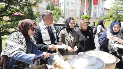 KÜTAHYA DUMLUPINAR ÜNİVERSİTESİ, ÖĞRENCİLER TARAFINDAN BAŞLATILAN FİLİSTİN’E DESTEK İSRAİL’E TEPKİ